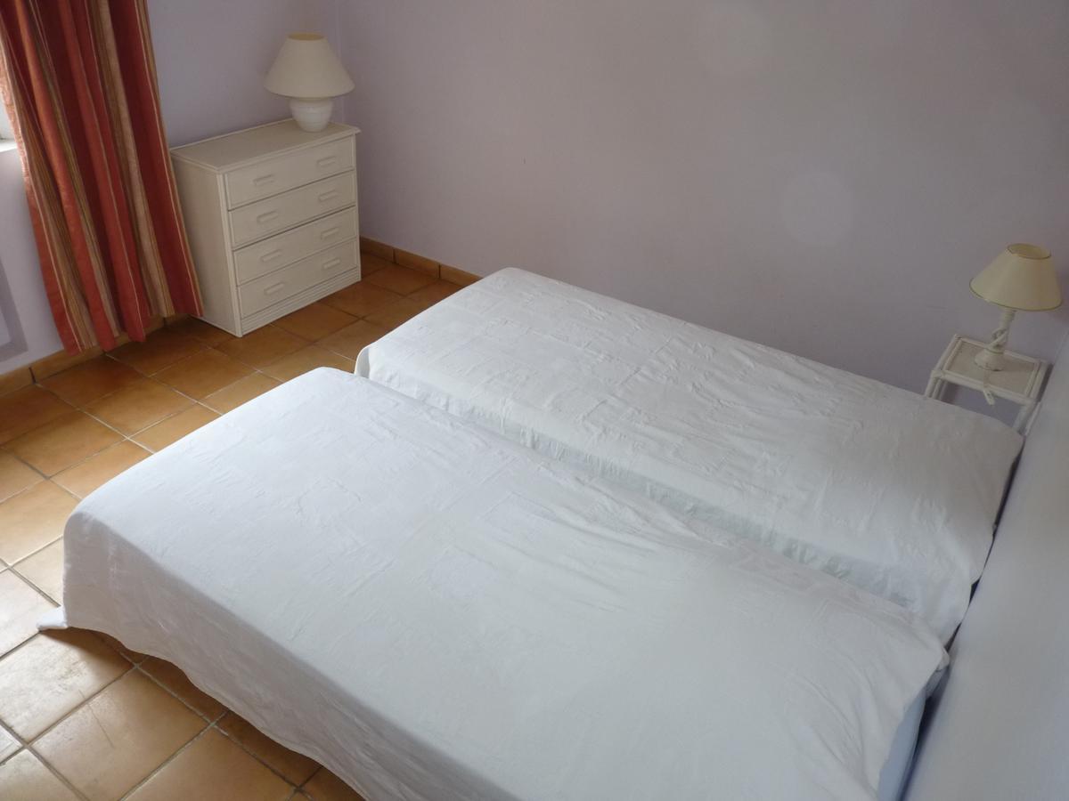 Residence Les Sellettes Saint Tropez Ruang foto